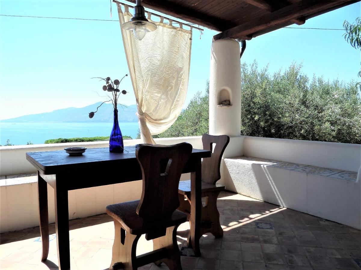 Case Al Mare - Terrazzi Panoramici E Ampio Giardino Santa Marina Salina Exteriör bild