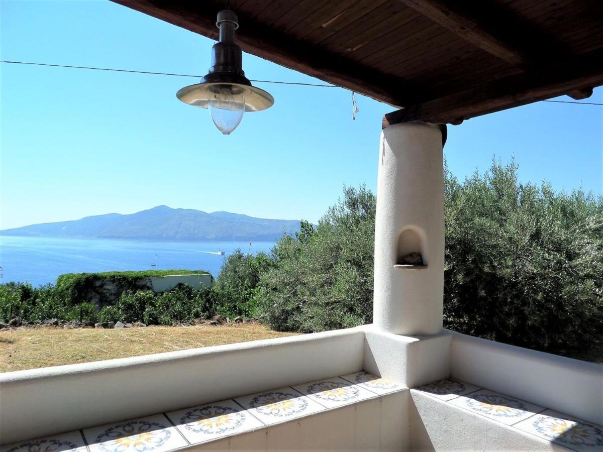 Case Al Mare - Terrazzi Panoramici E Ampio Giardino Santa Marina Salina Exteriör bild