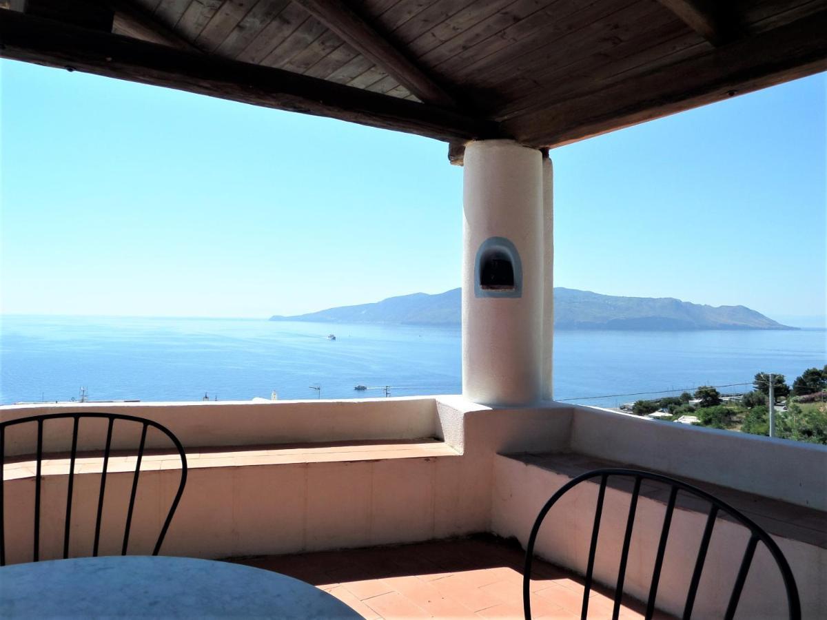 Case Al Mare - Terrazzi Panoramici E Ampio Giardino Santa Marina Salina Exteriör bild