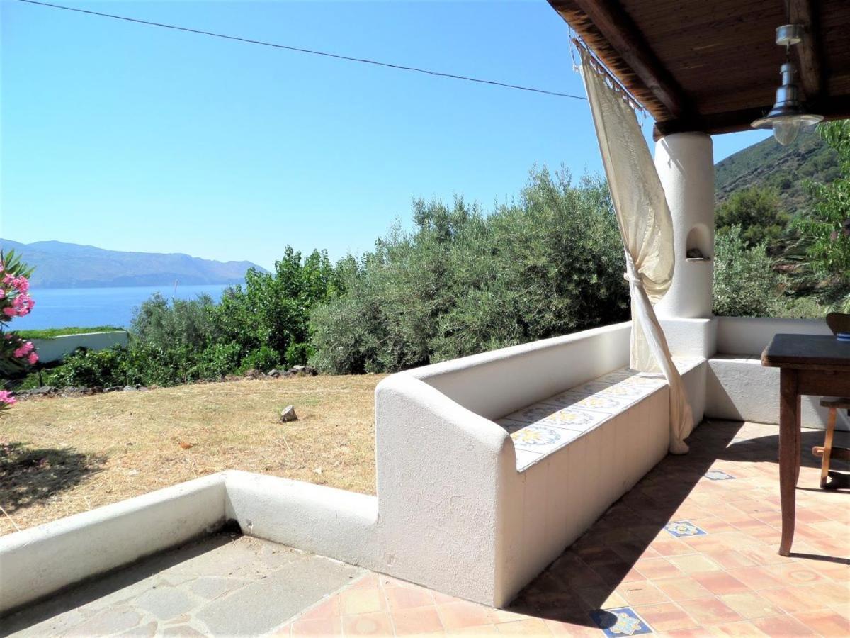 Case Al Mare - Terrazzi Panoramici E Ampio Giardino Santa Marina Salina Exteriör bild
